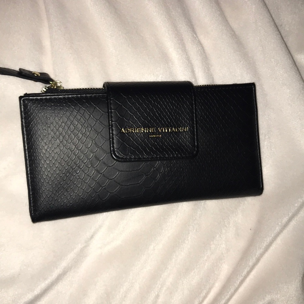 Wallet - Picture 2 of 5